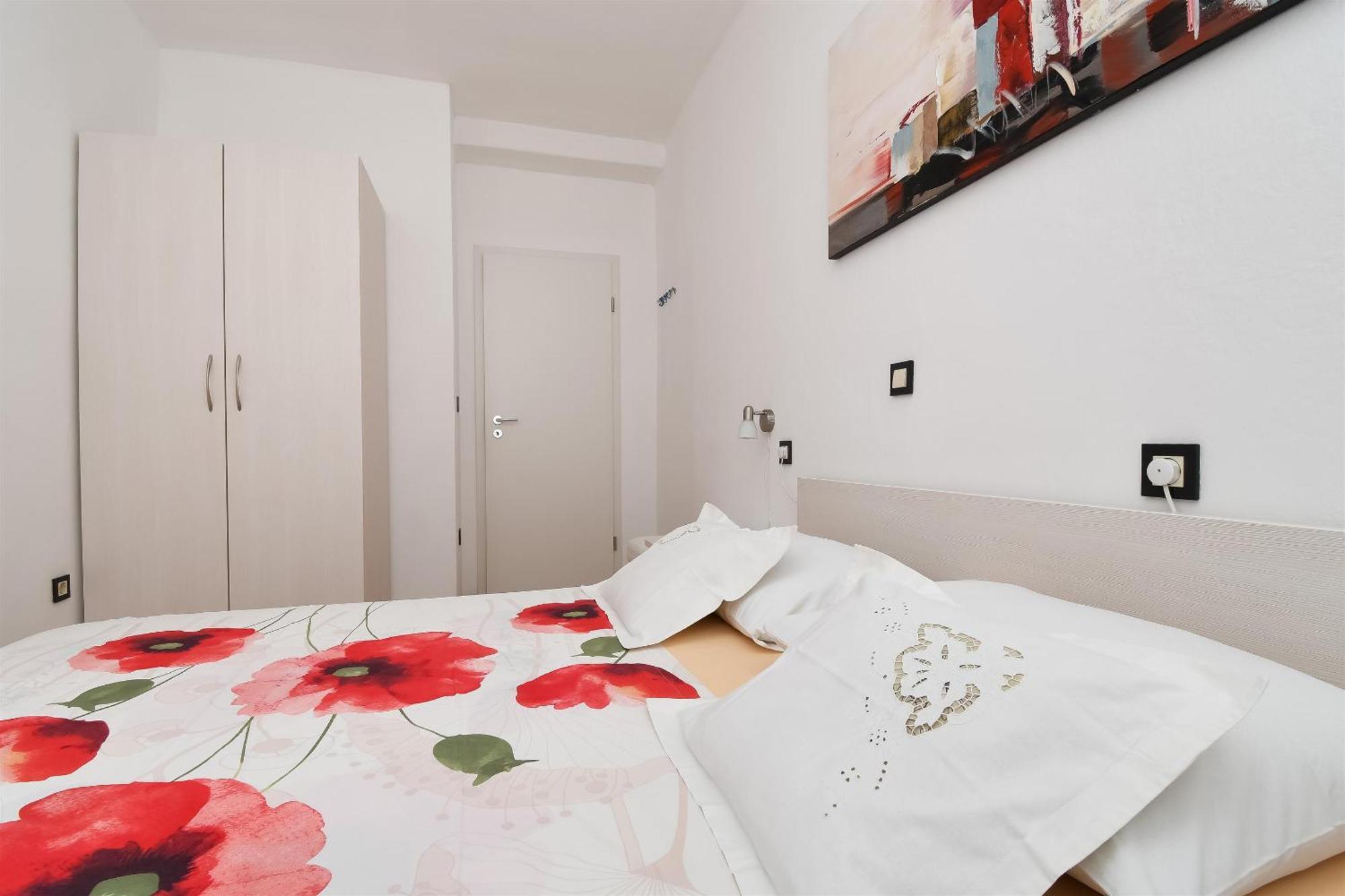 Apartment JoviZ Makarska Buitenkant foto